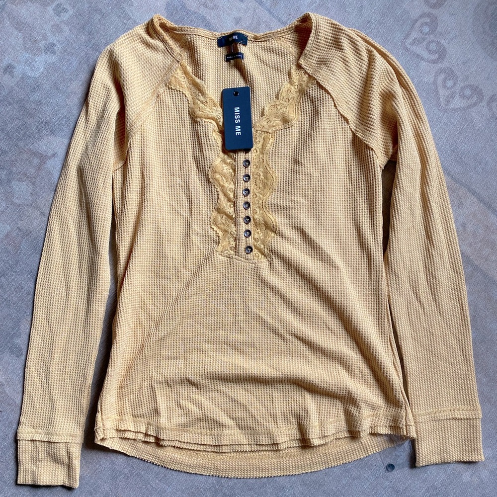Mustard yellow waffle shirt with lace accent